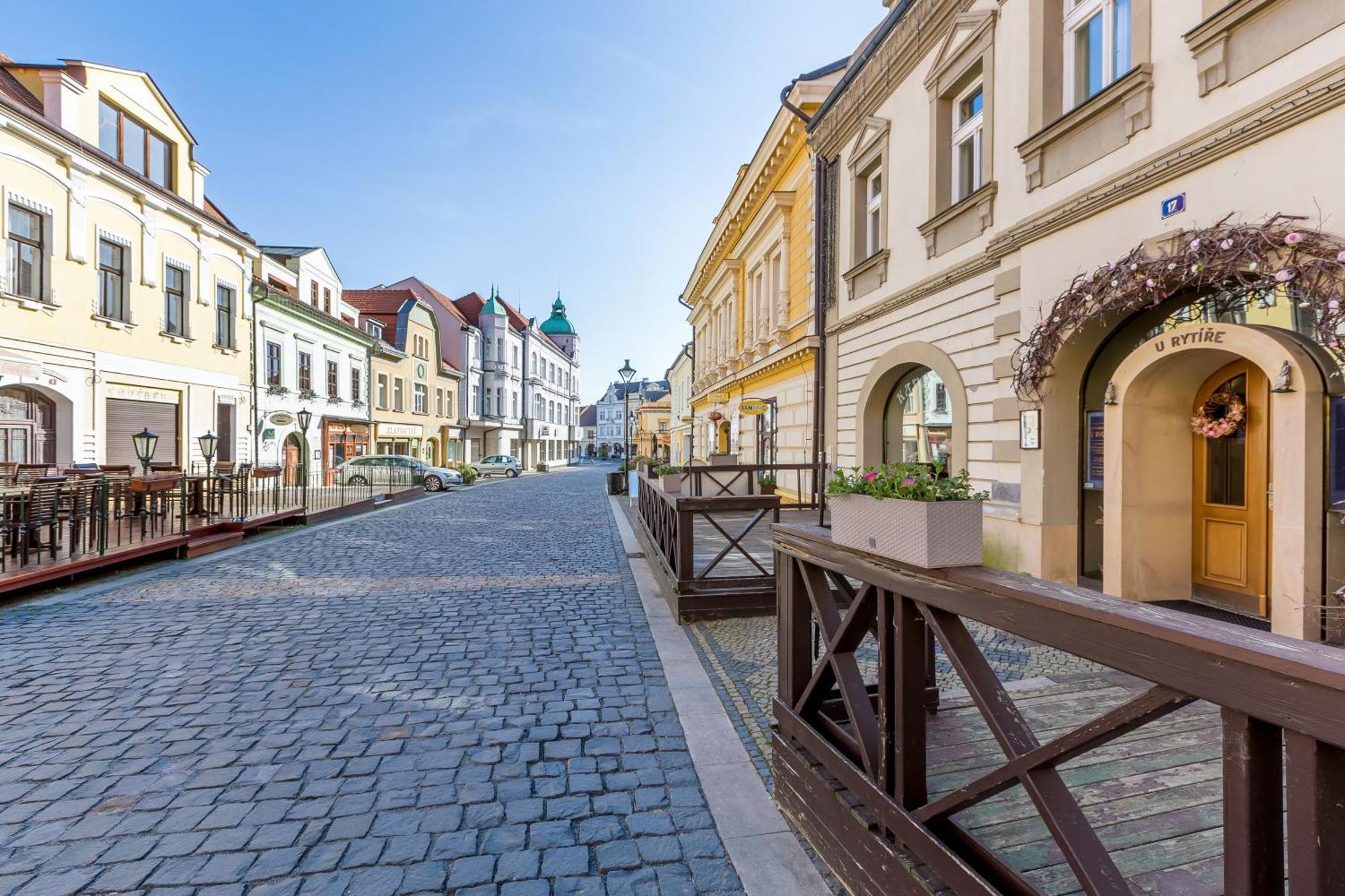 Hotel U Rytire Melnik Exterior photo